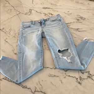 American Eagle Distressed Jeans